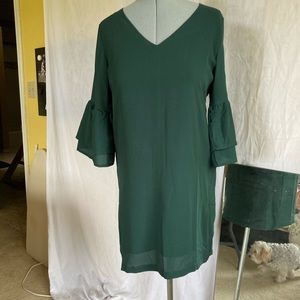 Green Bell sleeve Dress fm Belongsci, sz M